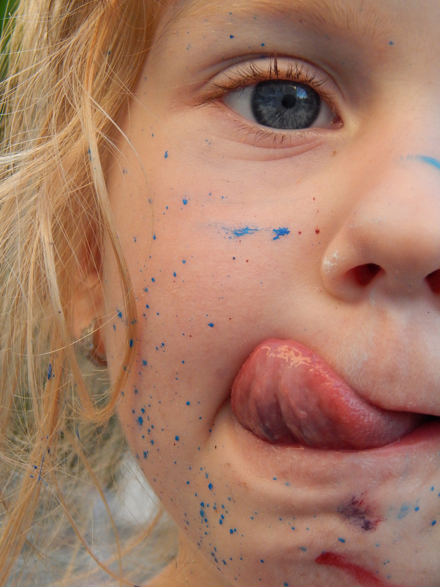 enfant visage peinture